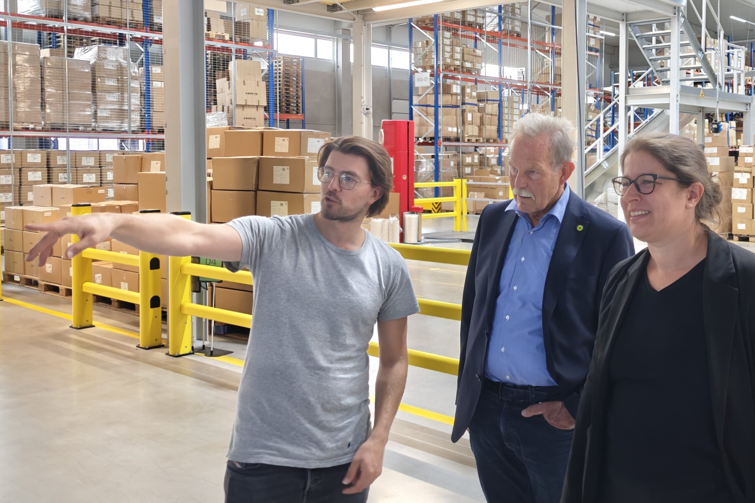 Lukas Weimann, CEO P.A.C. , mit MDL aus Bayerischem Landtag